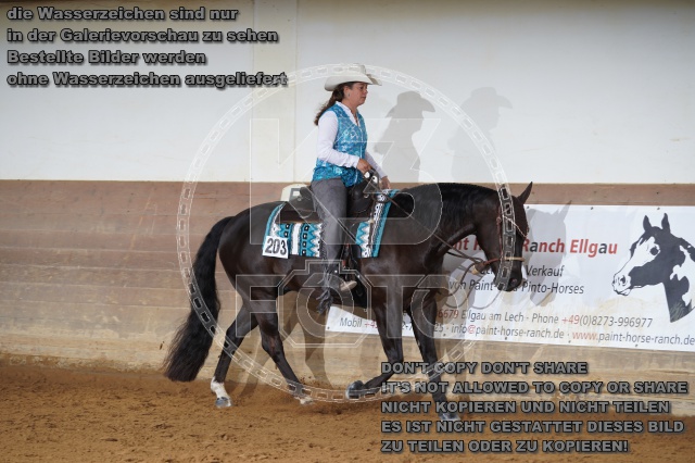 s_A_903107.JPG